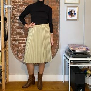 Pleated faux leather skirt